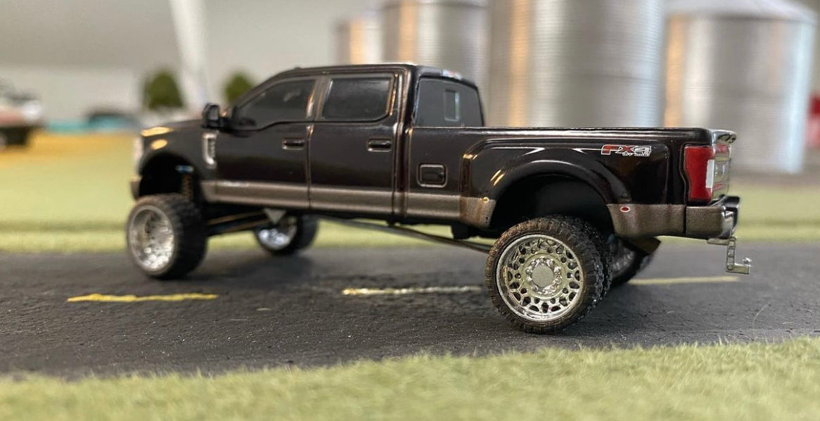 26" V5 Dually Wheels - Super Single Fronts