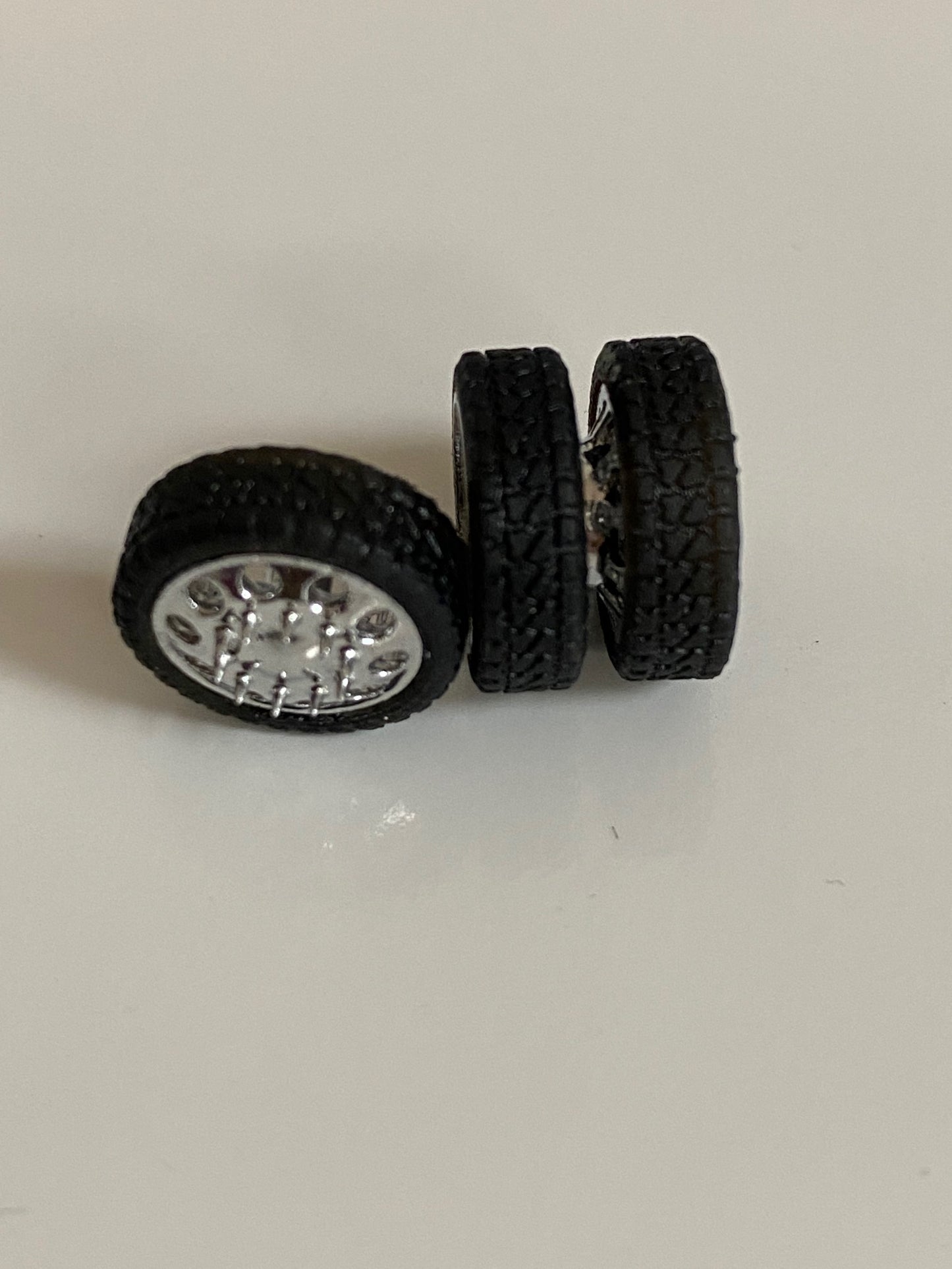 24" V2 Dually Wheels