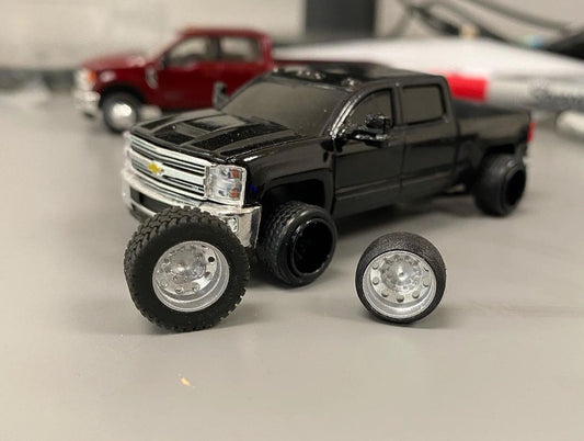 10-lug Super Singles